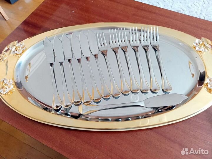 Столовые приборы новые Италия. 26 шт