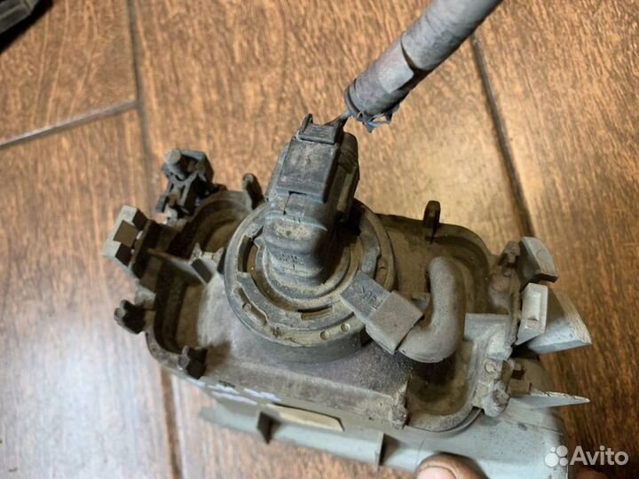 Фара противотуманная передняя левая Nissan Primera