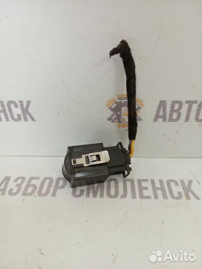 Кнопка корректора фар Skoda Octavia a4 tour