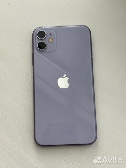 iPhone 11, 64 ГБ