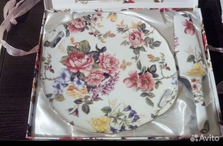 Тарелка Блюдо и лопатка Англия новое