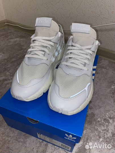 Кроссовки adidas Nite Jogger