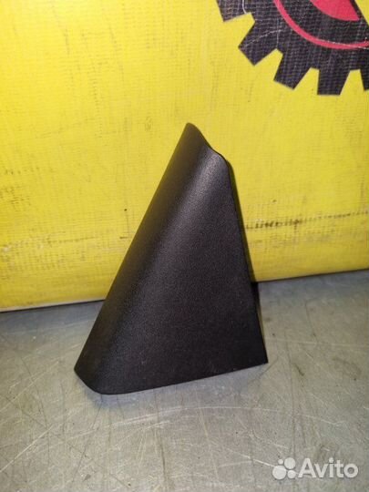 Накладка двери задняя правая Kia Ceed JD 1.4 2013