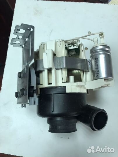 Рециркуляционный насос Whirlpool