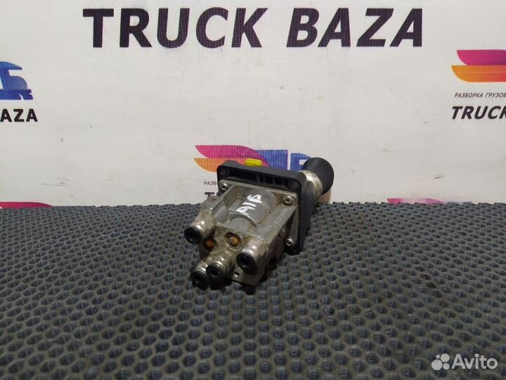 Кран пневматического управления Mercedes-Benz Axor