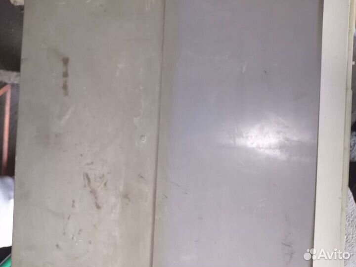 Один напольный кондиционер один оконный