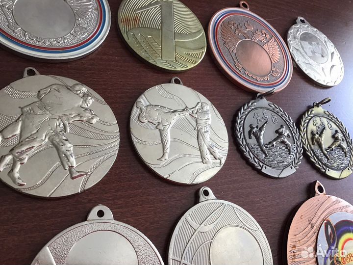 Медали сувенирные