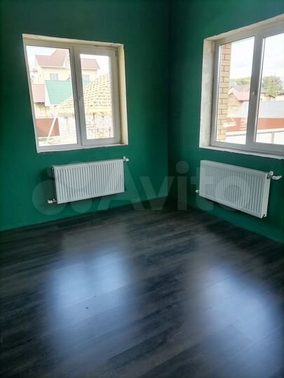 Коттедж 135 м² на участке 8 сот.