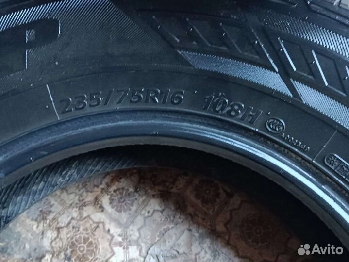 Hankook Dynapro HP RA23 235/75 R16