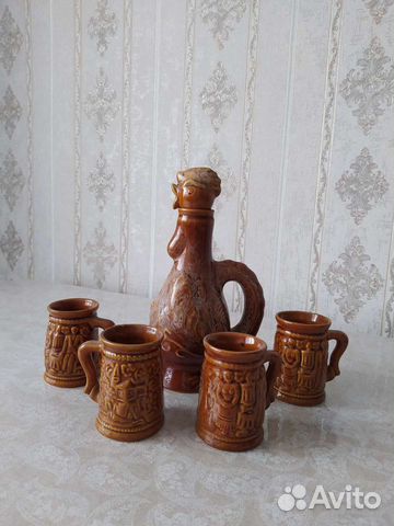 Глиняный кувшин для вина