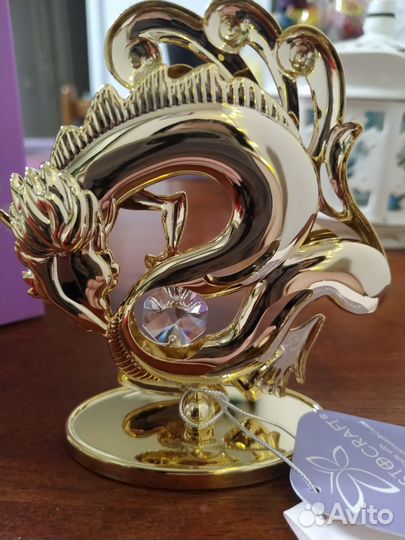 Статуэтки сувениры с кристаллами