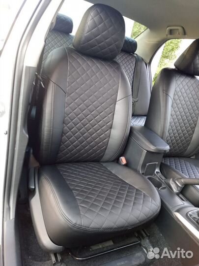 Чехлы для toyota corolla