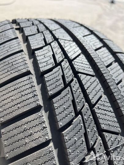 Sunwide Snowide 215/55 R17 152H