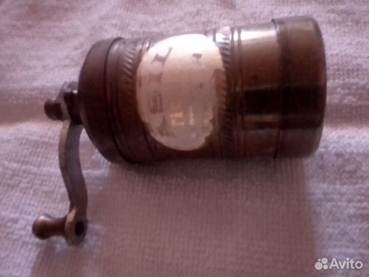 Турецкая ручная мельница для специй