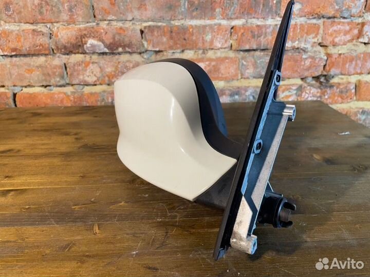 Зеркало заднего вида боковое правое Bmw X1 E84