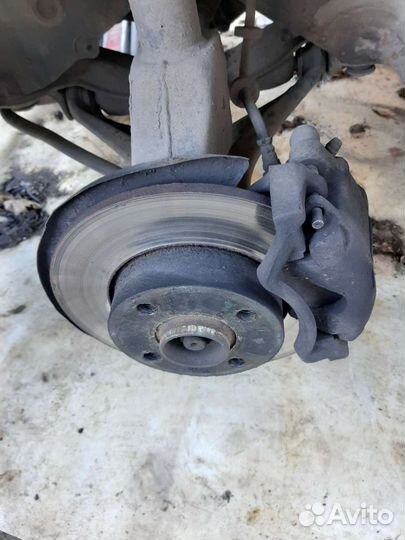 Супорта и диски на ауди 80 б3