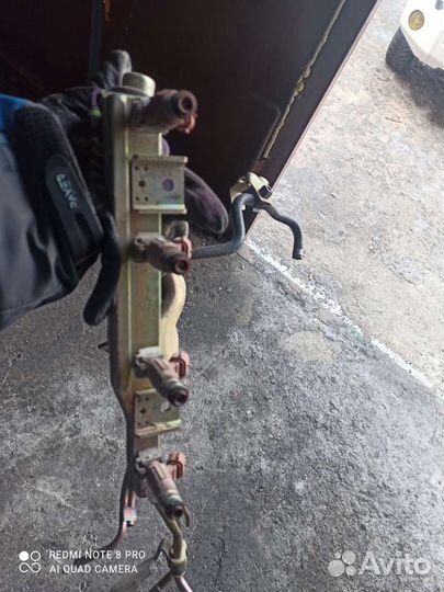 Топливная рейка Nissan