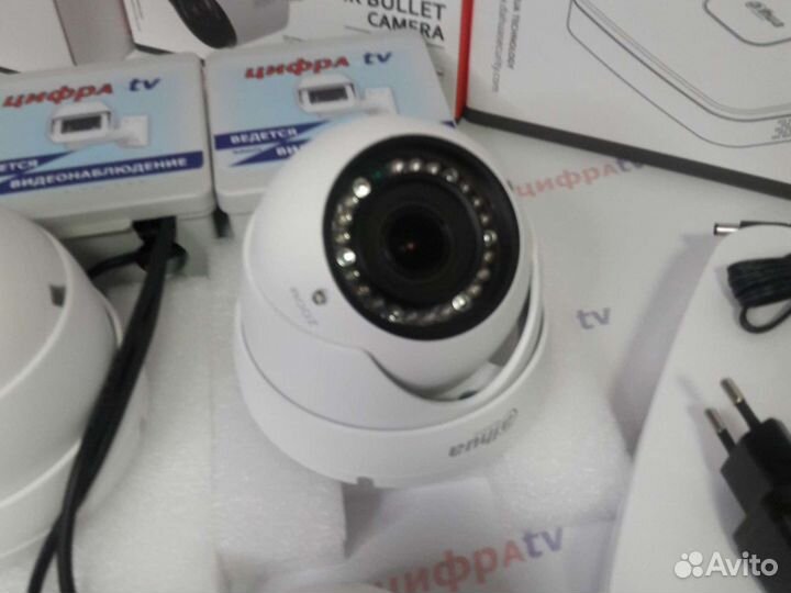 8 камер видеонаблюдения 4Мп регистратор Dahua