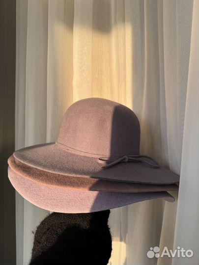 Серая женская фетровая шляпа