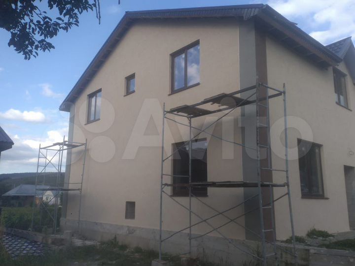 Коттедж 250 м² на участке 25 сот.