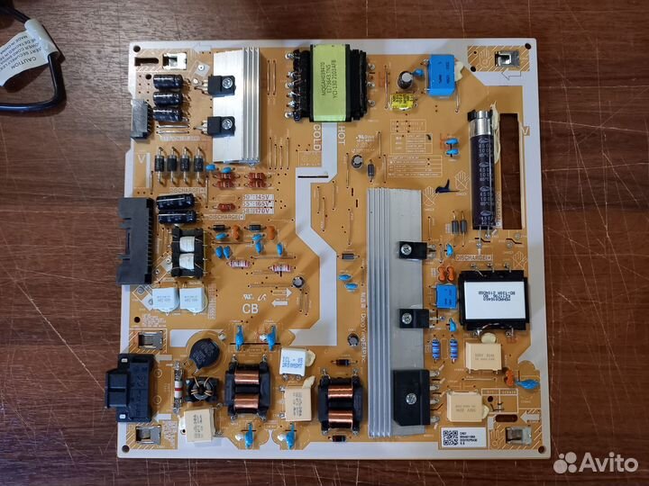 Разбор Samsung QE50Q60AAU