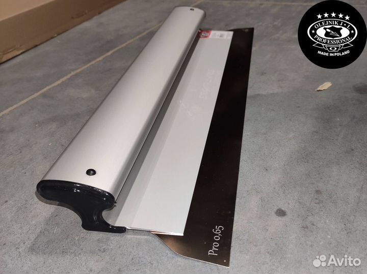 Шпатель-правило со сменным лезвием 1000*106*0,65