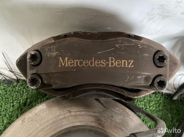 Комплект тормозов brembo Mercedes E-Class W211