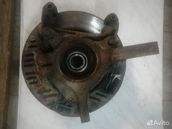 Ступица передняя Субару Импреза