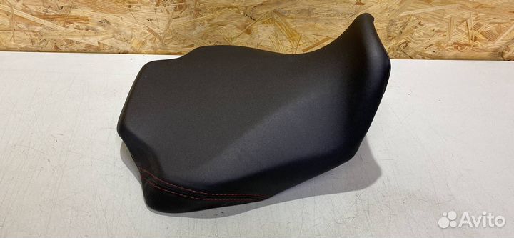 Сиденье водителя Honda CBR650R 2019 7710A-MKN-D500
