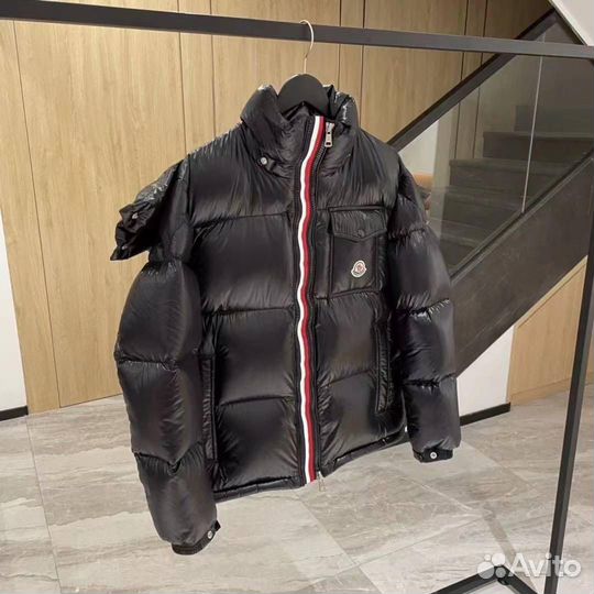 Moncler пуховик