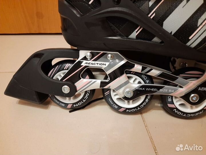 Роликовые коньки Reaction R200W