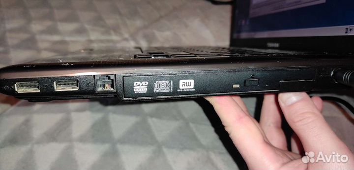 Ноутбук toshiba