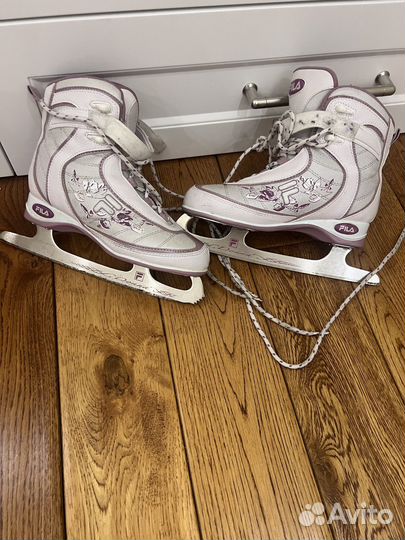 Коньки женские 36 размер