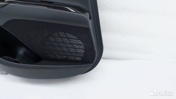 Б/У Обшивка двери Состояние хорошее, оригинал