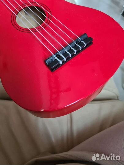Детская гитара