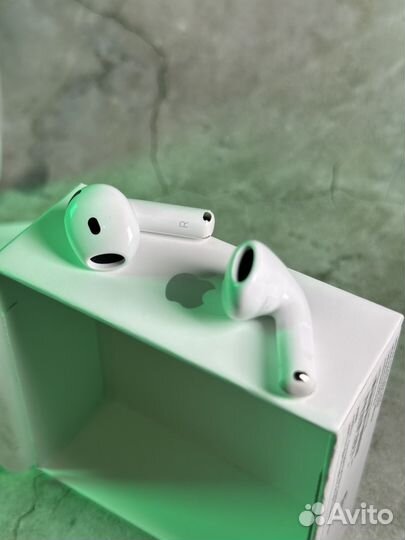 AirPods 4 с шумоподавлением