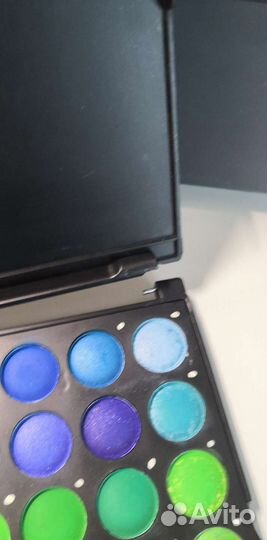 Палитра теней 120 ярких оттенков