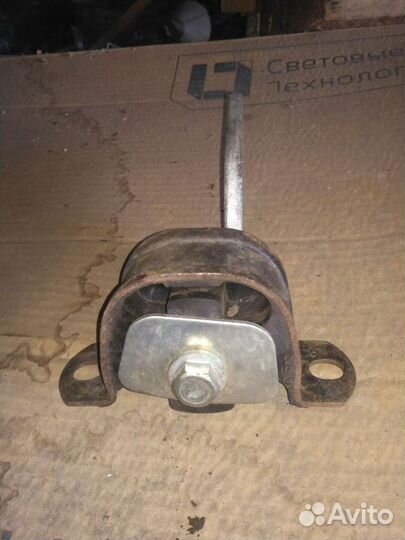 Подушка кпп