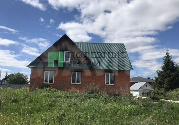 Дом 140 м² на участке 8 сот.