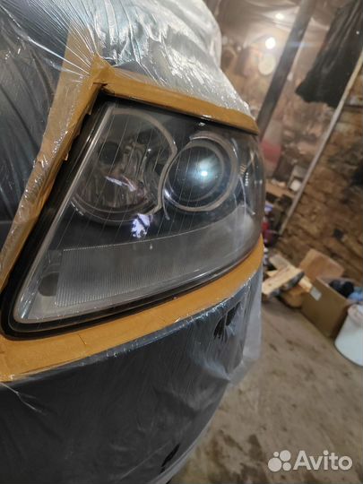 Лакировка фар автомобиля