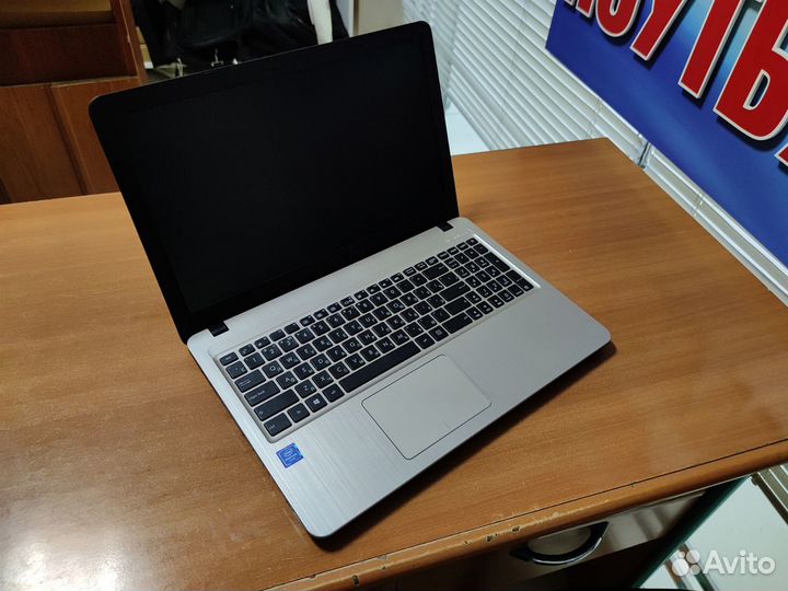 Ноутбук б/у / Ssd / Asus / Идеал