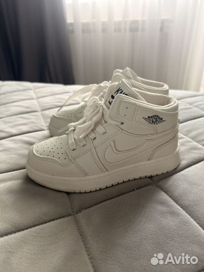 Кроссовки nike детские