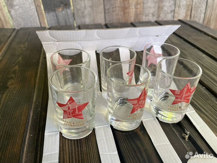 Набор из 6-ти стопок 