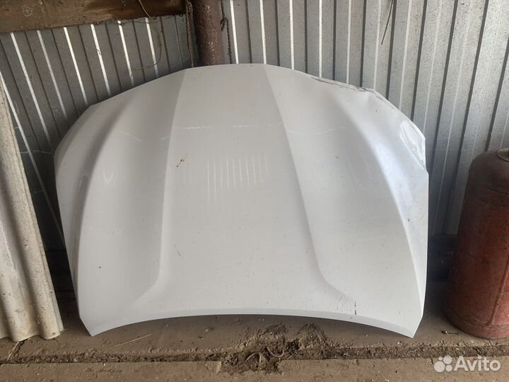 Капот на камри 70