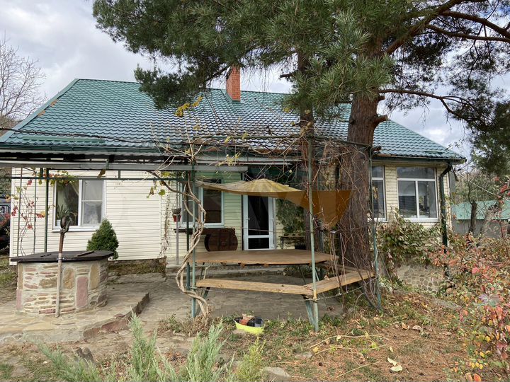 Дом 166 м² на участке 17,6 сот.