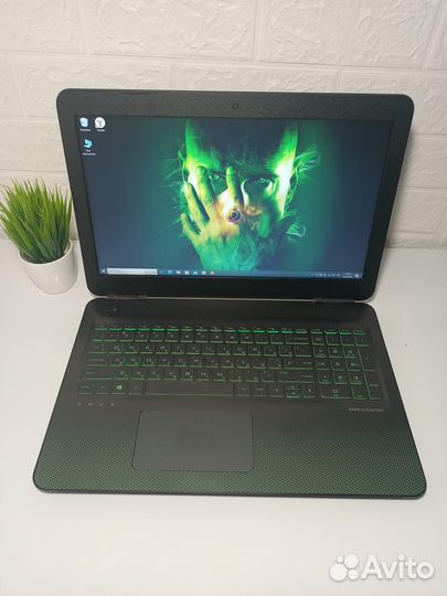 HP omen core i7/16 gb/GTX 1050 Ti 4 GB