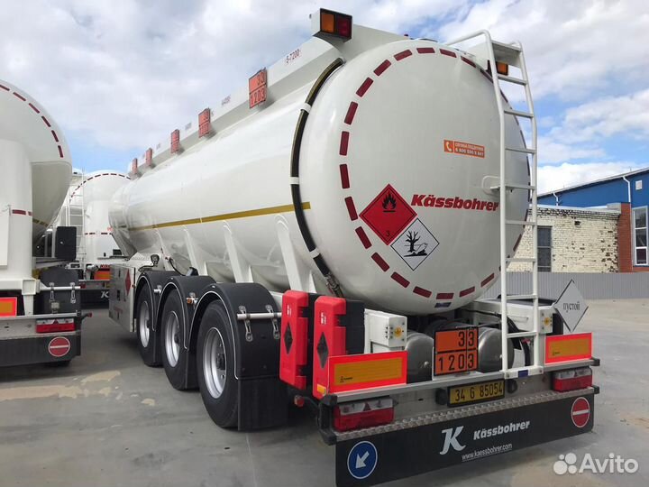 Полуприцеп бензовоз Kassbohrer TANKAUFLIEGER, 2023