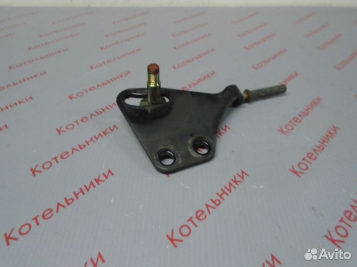 Nissan 11926-4M500 Кронштейн натяжителя ролика