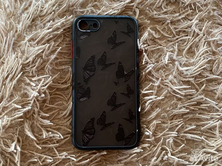 Чехол на iPhone 7