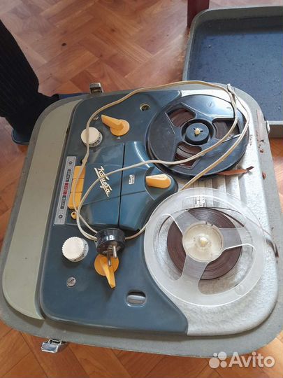 Магнитофон комета